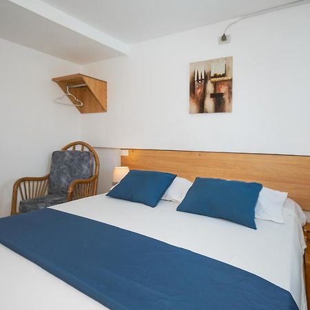 Hotel Casa Latina Манта Екстериор снимка