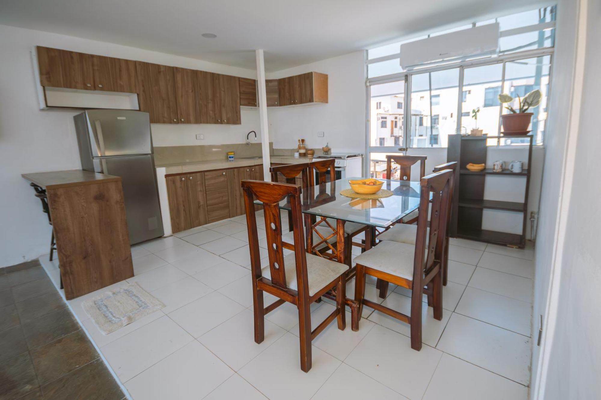 Hotel Casa Latina Манта Екстериор снимка