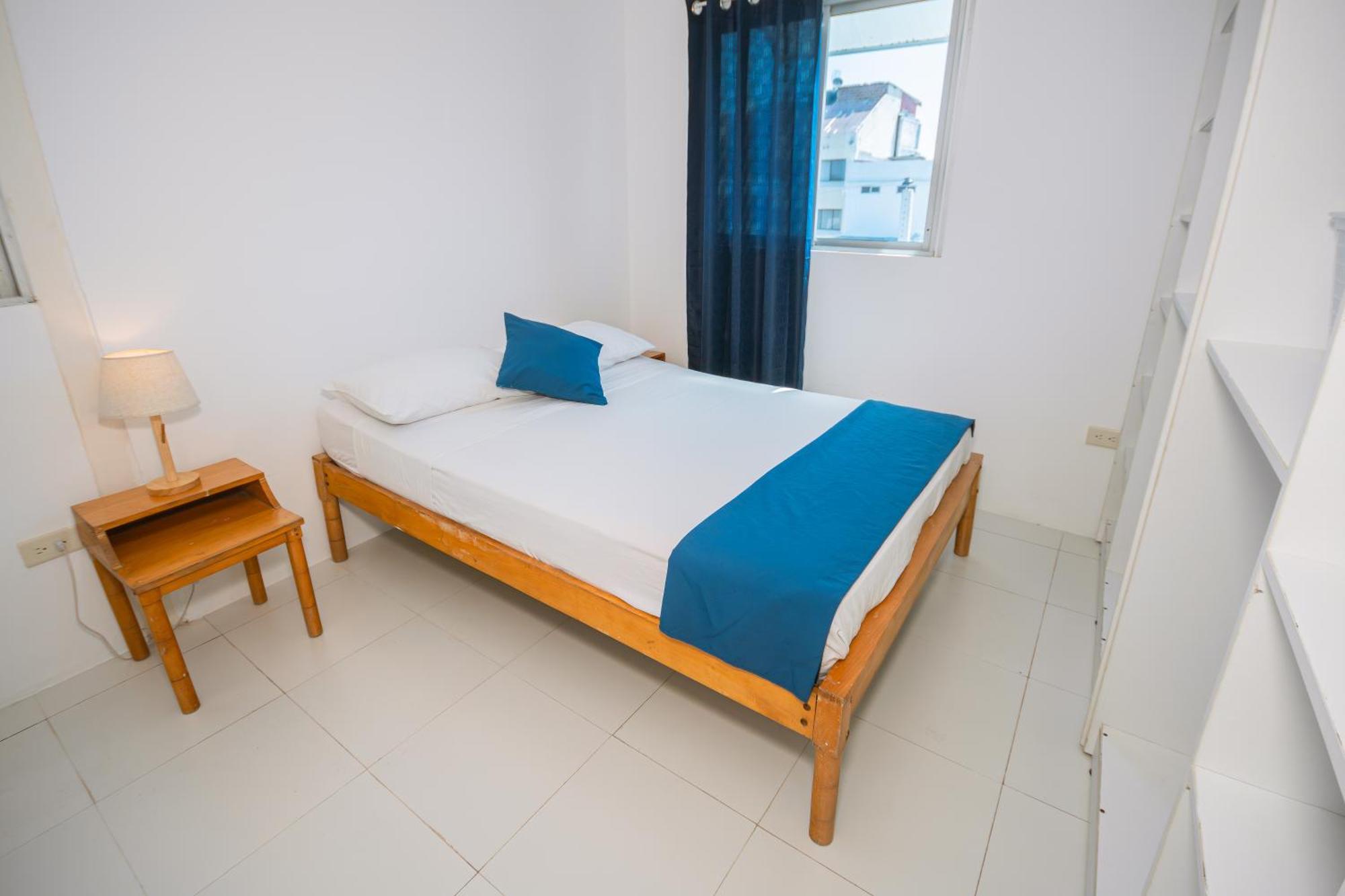 Hotel Casa Latina Манта Екстериор снимка